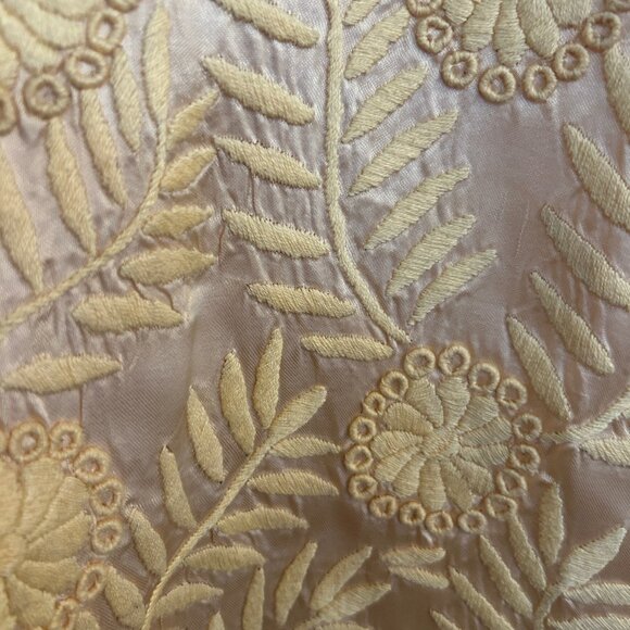 Cream-Colored Embroidered Peasant Blouse XL - Picture 4 of 12